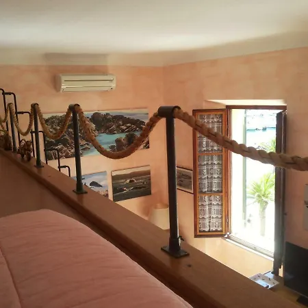 Della Maddalena Сasa de vacaciones La Maddalena (Sassari)